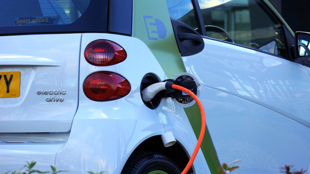 The Bright Future of U.S. Lithium EV car charging for article on US lithium production