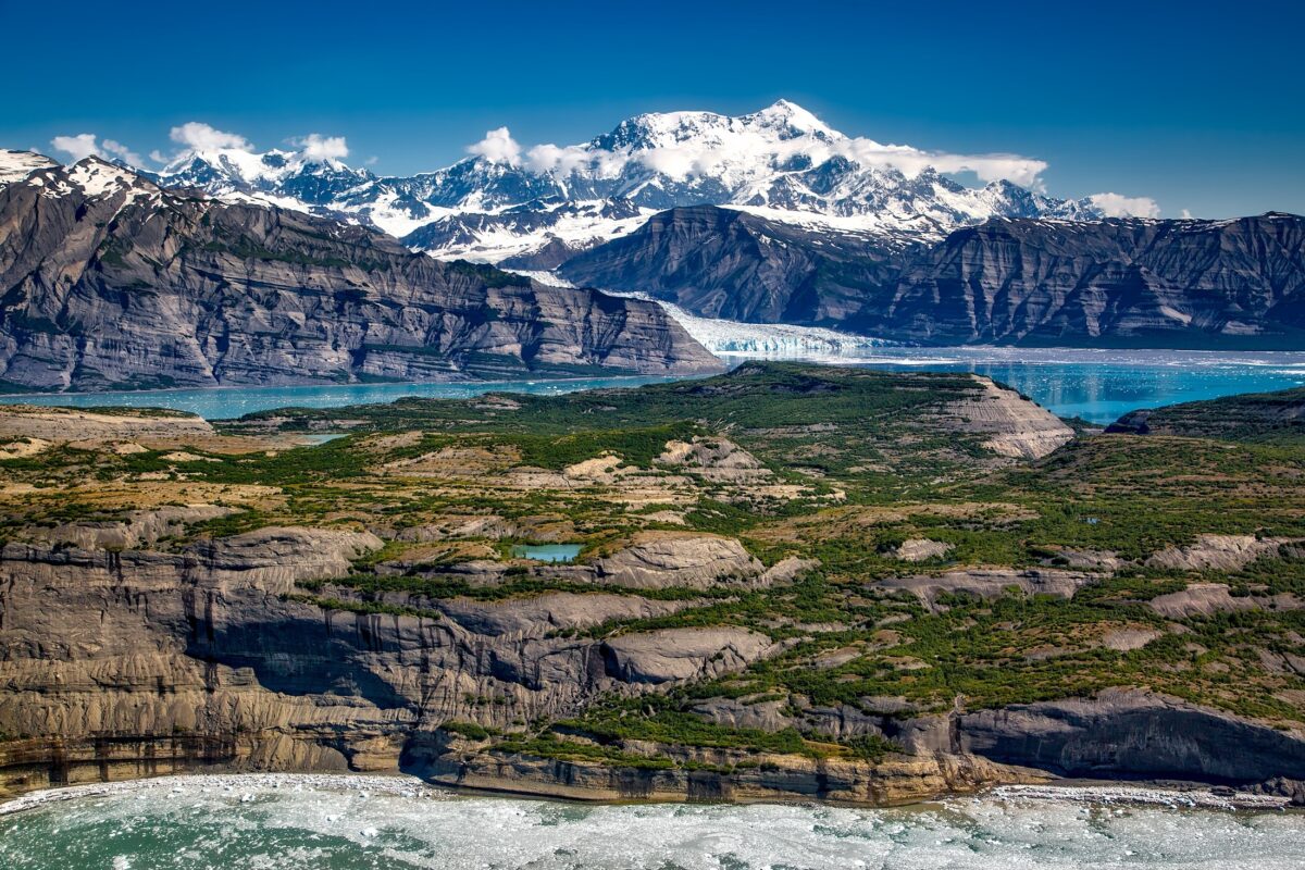 Alaskan Oil Canceled: Biden’s Vendetta Against Oil and Gas picture of alaska wilderness for article about president biden canceling oil leases in alaska