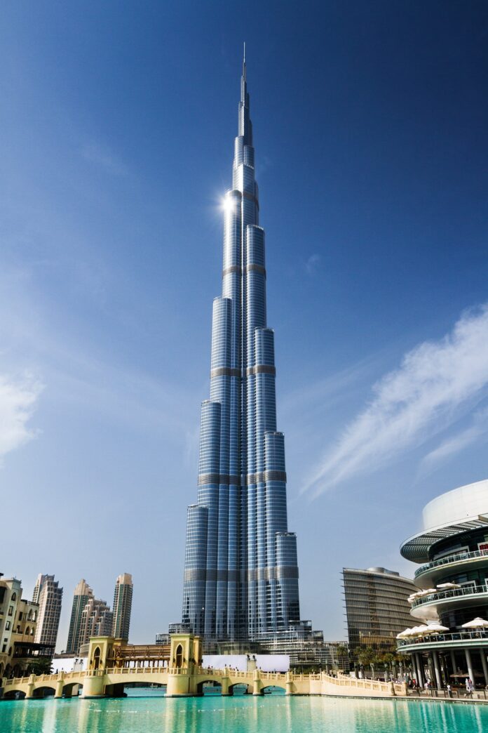 dubai tower for article about cop28 in dubai